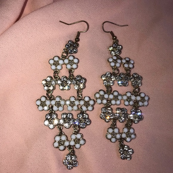 Earrings - Picture 3 of 3